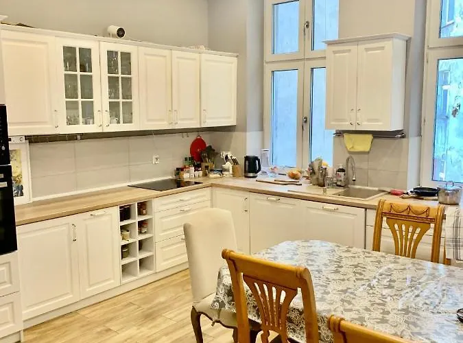 Cozy In Artistic District 2 Bathrooms Center Homestay Wroclaw