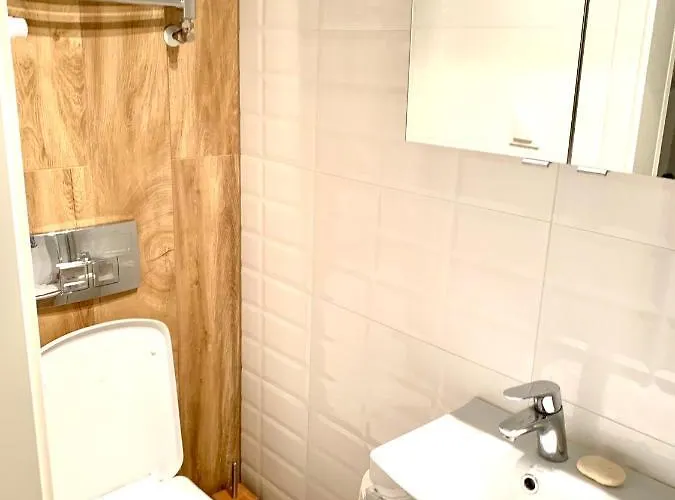 Homestay Cozy In Artistic District 2 Bathrooms Center