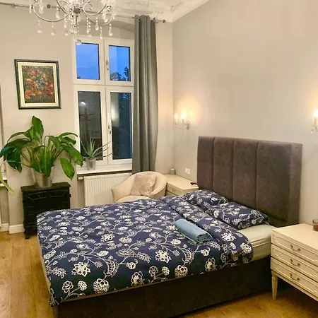 בית אירוח Cozy In Artistic District 2 Bathrooms Center